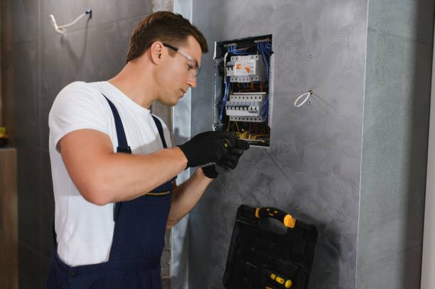 Best Licensed Electrician  in Clifton, TX