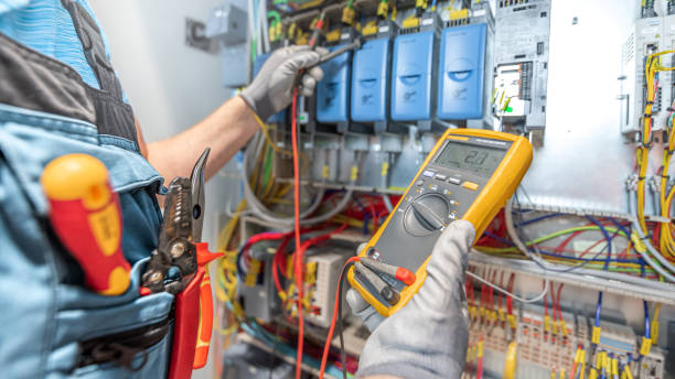Best 24-Hour Electrician  in Clifton, TX